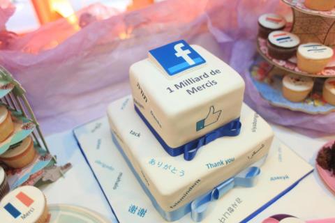 1 milliard de mercis Facebook